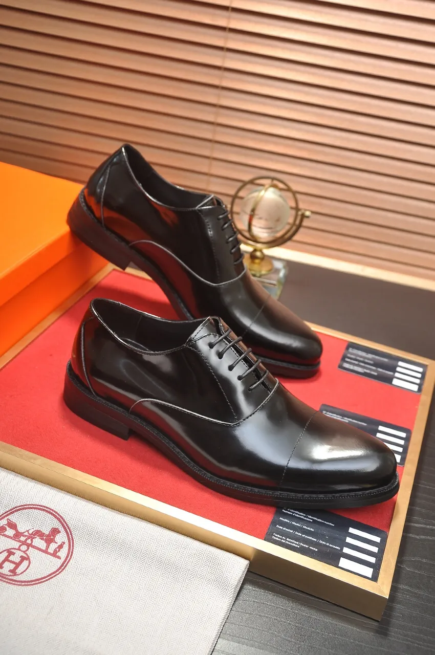 Men's shoes💰460💶[HERMES] (sheepskin lining)🍀Italian top luxury🍀He does not pursue novel styles and gorgeous colors, but attracts the favor of successful men with his flawless, elegant and classic style! This very, very comfortable, simple and stable style makes it easy to match any style! The pattern is absolutely 1:1 refined from the original case, and we strive for excellence in materials, imported cowhide + sheepskin lining💪💪💪extraordinary texture👍! .Black Brown Size: 38-45 (45 customized)